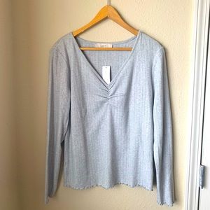 Loft gray long sleeve top🌸